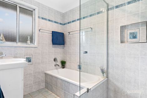 Property photo of 17 Harvey Circuit St Clair NSW 2759