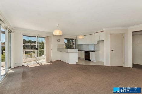 Property photo of 8/18 Fogerthorpe Crescent Maylands WA 6051