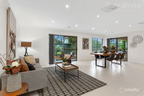 Property photo of 3 Artesian Place Waterways VIC 3195