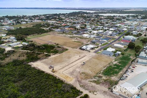 Property photo of 33 Alexander Tolmer Way Robe SA 5276