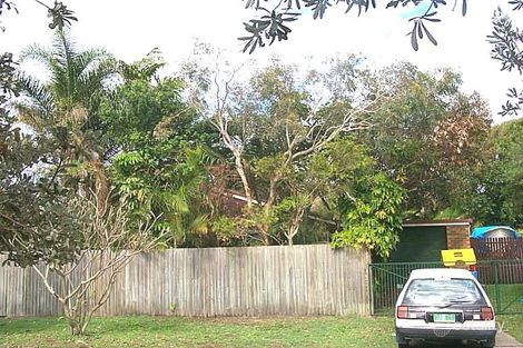 8 Langura St, Warana, QLD 4575