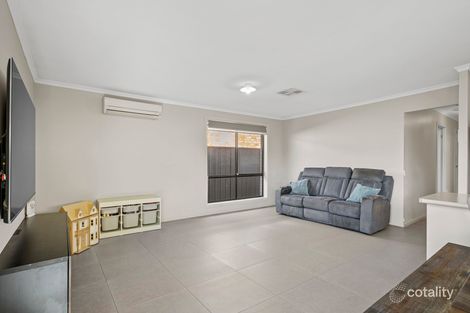 Property photo of 54 Wattlebird Drive Burton SA 5110