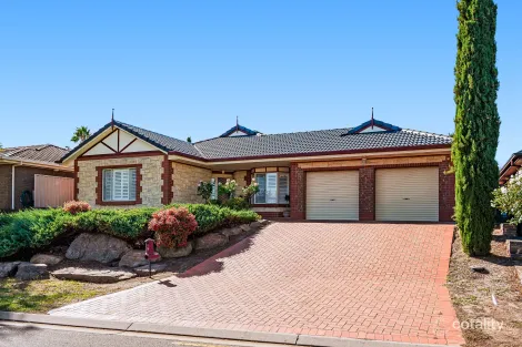 Property photo of 19 Laburnum Drive Greenwith SA 5125