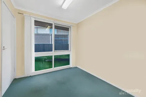 Property photo of 115 Kingsclere Avenue Keysborough VIC 3173