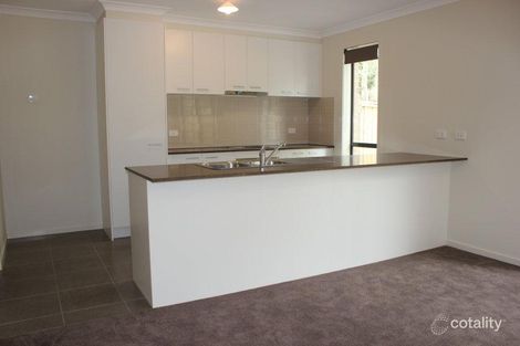 Property photo of 61 Spriggs Drive Croydon VIC 3136