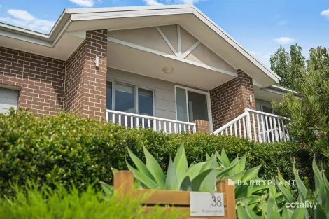 Property photo of 38 Empire Avenue Drouin VIC 3818