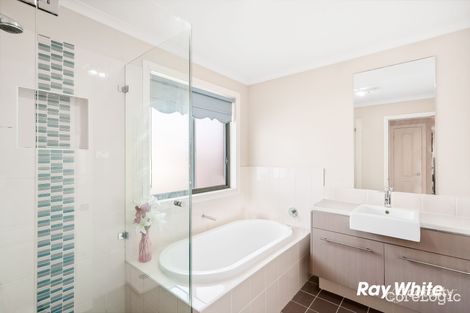 Property photo of 4 Grazier Circuit Pemulwuy NSW 2145