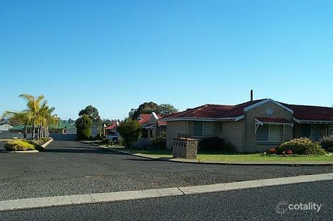Property photo of 3 Pine Court Collie WA 6225