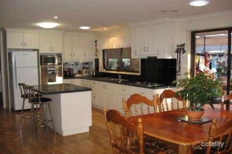 Property photo of 7 Edmund Court Kangaroo Flat VIC 3555