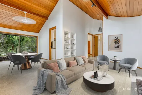 Property photo of 193 Kangaroo Gully Road Bellbowrie QLD 4070