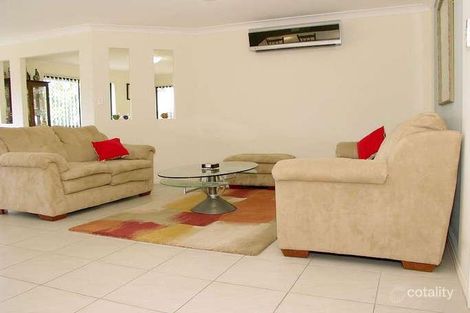 Property photo of 8 Bobbie Street Parkinson QLD 4115