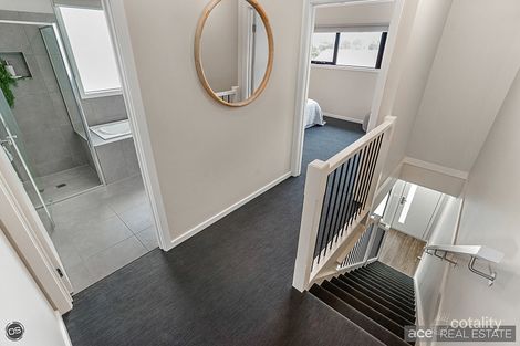 Property photo of 12 Wallara Road Werribee VIC 3030