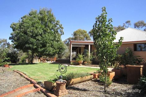 90 Cruikshank Dr, Bagshot, VIC 3551