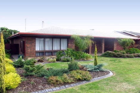 21 Cambridge Ave, West Beach, SA 5024