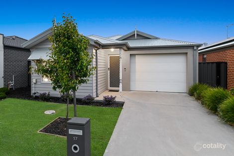 Property photo of 17 Hillsborough Crescent Berwick VIC 3806