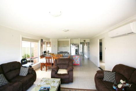 Property photo of 53 Aldridge Road Wyndham Vale VIC 3024