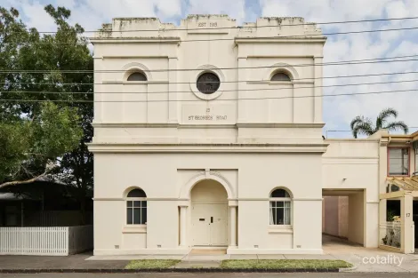 Property photo of 15 St Georges Road Elsternwick VIC 3185