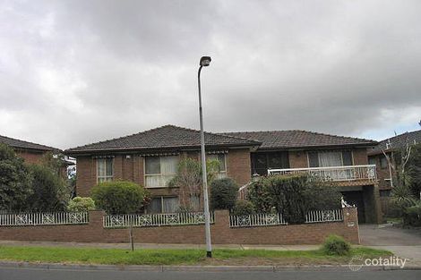 15 Helen Rd, Chadstone, VIC 3148