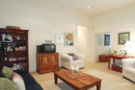 Property photo of 2 Merri Parade Northcote VIC 3070