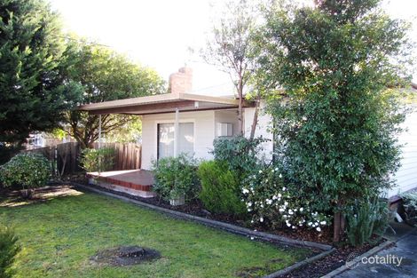 36 John St, Moe, VIC 3825
