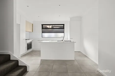 Property photo of 12 Tiller Walk Mornington VIC 3931