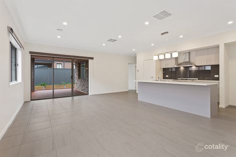 Property photo of 10 Ixora Crescent Manor Lakes VIC 3024