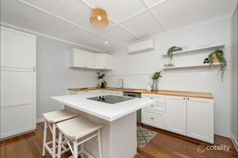 Property photo of 33 Royal Street Wulguru QLD 4811