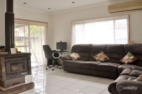 Property photo of 10 Florey Crescent Mount Pritchard NSW 2170