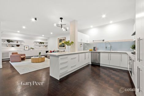 Property photo of 2A Carrington Grove St Kilda East VIC 3183