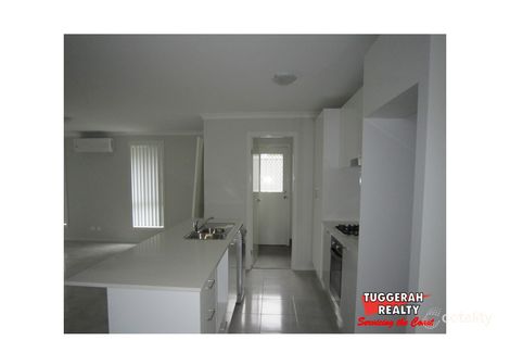 Property photo of 20 Creswell Street Wadalba NSW 2259