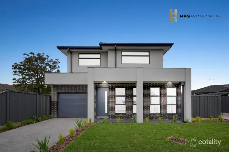 1/7 Aylesbury Cres, Gladstone Park, VIC 3043
