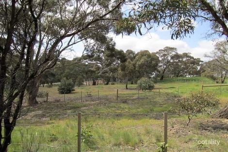 102-104 Spavin Dr, Sunbury, VIC 3429