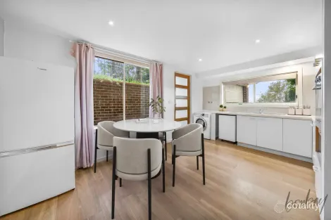 Property photo of 30 Bradman Terrace Epping VIC 3076