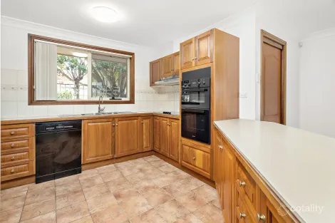 Property photo of 7A Figtree Crescent Figtree NSW 2525