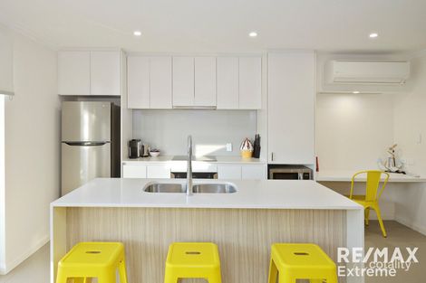 Property photo of 1/8 Keel Lane Alkimos WA 6038