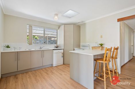 Property photo of 19 Jade Street Mount Richon WA 6112