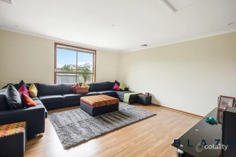 Property photo of 12 Cordelia Crescent Green Valley NSW 2168