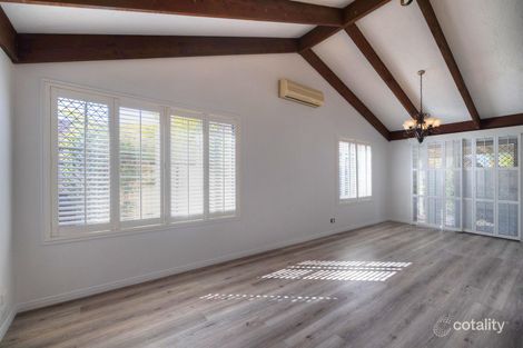 Property photo of 4 Nautilus Place Biggera Waters QLD 4216