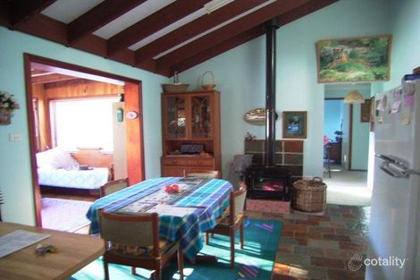 Property photo of 6 Sunrise Road Yerrinbool NSW 2575