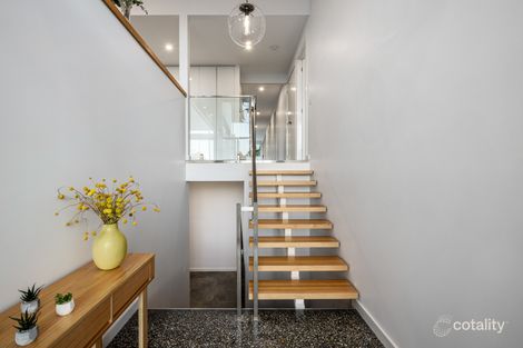 Property photo of 33 Clarendon Avenue Wodonga VIC 3690