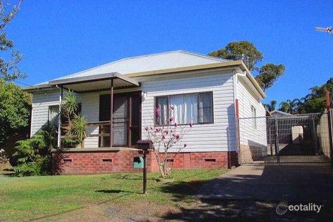 Property photo of 7 Garland Avenue Killarney Vale NSW 2261