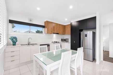 Property photo of 8/22 Bay Terrace Wynnum QLD 4178