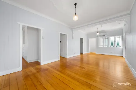 64 Tennyson St, Norman Park, QLD 4170