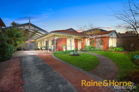 Property photo of 9 Tilmouth Place Narre Warren South VIC 3805