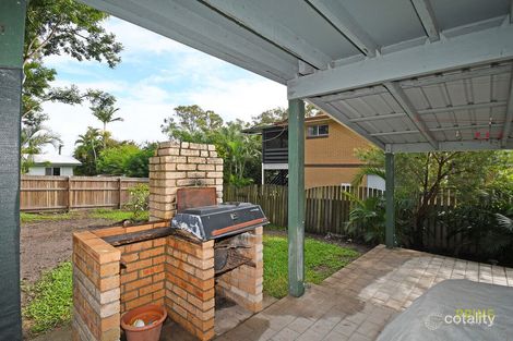 Property photo of 8 Beckwith Street Torquay QLD 4655