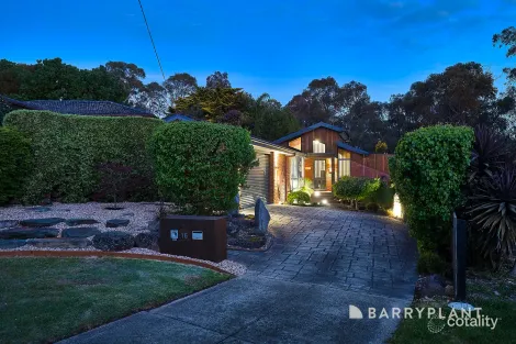 Property photo of 16 Greengable Court Croydon Hills VIC 3136