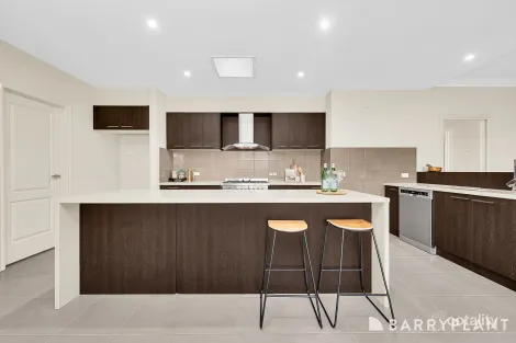 Property photo of 9 Barbers Drive South Morang VIC 3752