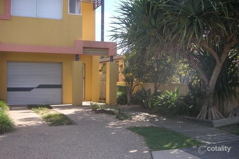 2/37 Mountain View Ave, Miami, QLD 4220