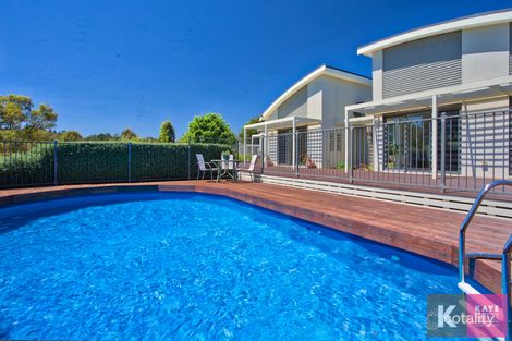 5 Valley Dr, Beaconsfield Upper, VIC 3808