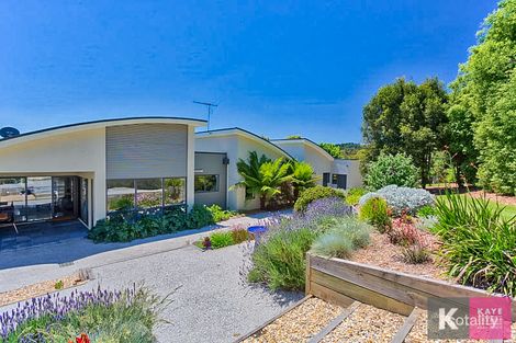 Property photo of 5 Valley Drive Beaconsfield Upper VIC 3808